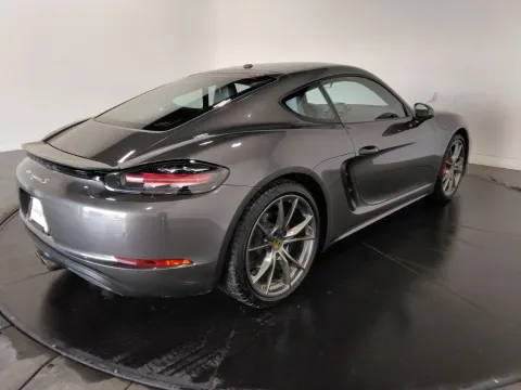 More photos of 2022 Porsche 718 Cayman S at Clement Supercenter, MO