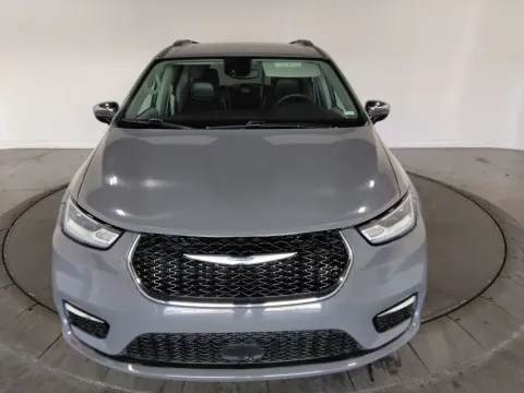 Another view of 2023 Chrysler Pacifica Limited for sale in St. Charles, MO at Clement Supercenter