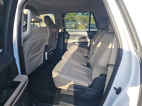 More photos of 2023 Ford Expedition Max XLT at Clement Supercenter, MO