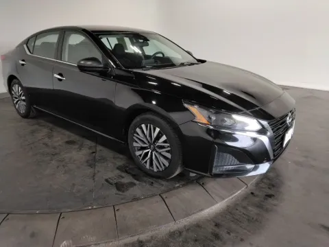 Another view of 2024 Nissan Altima 2.5 SV for sale in St. Charles, MO at Clement Supercenter