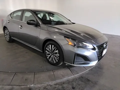 More photos of 2024 Nissan Altima 2.5 SV at Clement Supercenter, MO