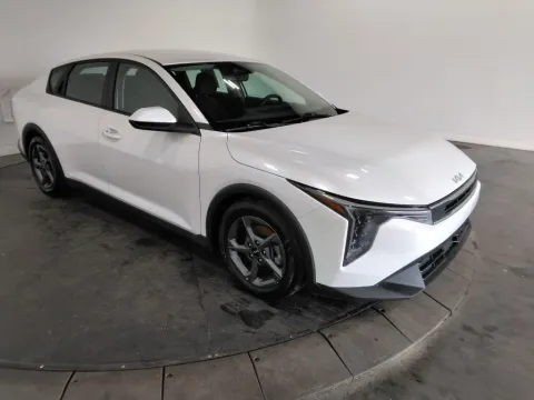 Another view of 2023 Toyota Tacoma SR5 for sale in St. Charles, MO at Clement Supercenter