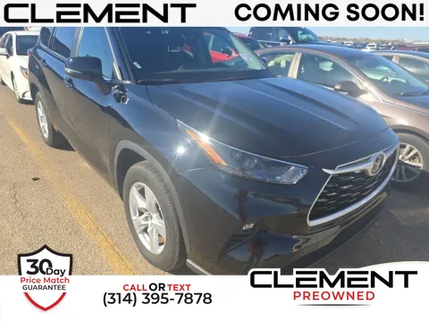 Black 2024 Toyota Highlander LE for sale in St. Charles, MO