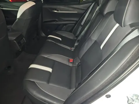 More photos of 2025 Toyota Camry SE at Clement Supercenter, MO