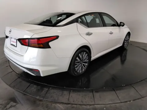 More photos of 2025 Nissan Altima 2.5 SV at Clement Supercenter, MO