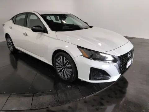 Another view of 2025 Nissan Altima 2.5 SV for sale in St. Charles, MO at Clement Supercenter