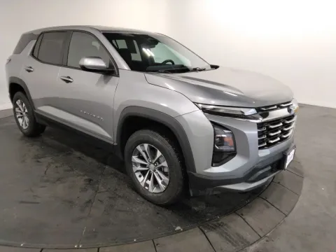 More photos of 2025 Chevrolet Equinox LT at Clement Supercenter, MO