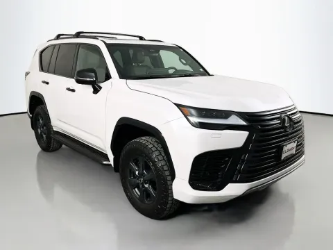 More photos of 2025 Lexus LX 700h Overtrail at Clement Supercenter, MO