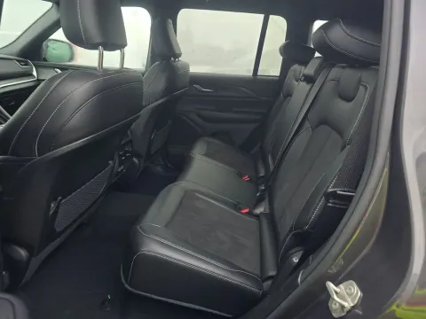 More photos of 2024 Jeep Grand Cherokee Altitude X at Clement Supercenter, MO