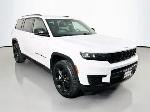 More photos of 2023 Jeep Grand Cherokee L Altitude at Clement Supercenter, MO