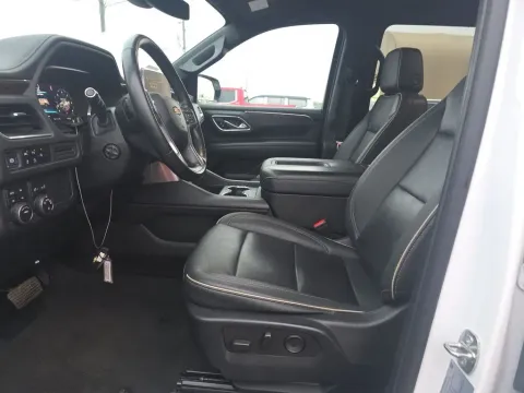 Another view of 2023 Chevrolet Suburban Premier for sale in St. Charles, MO at Clement Supercenter