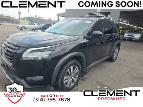Black 2023 Nissan Pathfinder SL for sale in St. Charles, MO
