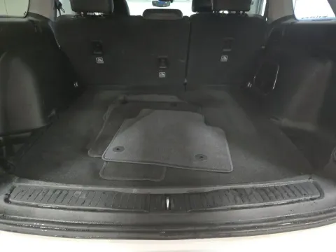 More photos of 2023 Jeep Grand Cherokee Limited at Clement Supercenter, MO