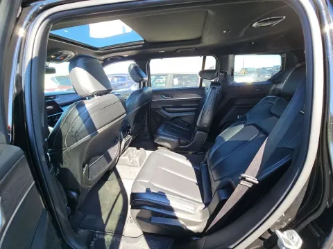 More photos of 2024 Jeep Grand Cherokee L Limited at Clement Supercenter, MO