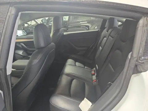 More photos of 2023 Tesla Model 3 at Clement Supercenter, MO