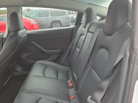 More photos of 2023 Tesla Model 3 at Clement Supercenter, MO