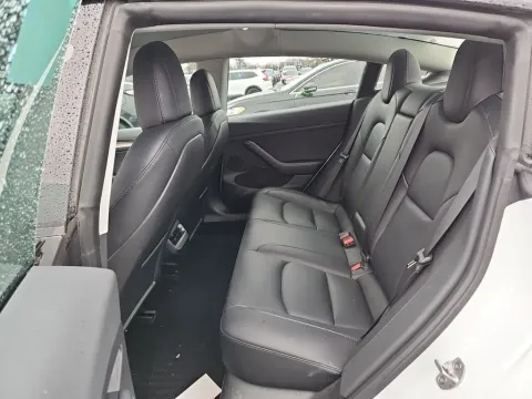 More photos of 2023 Tesla Model 3 at Clement Supercenter, MO