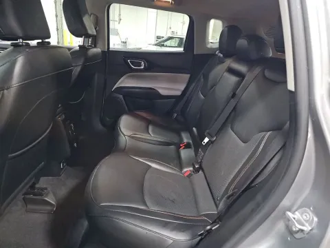 More photos of 2022 Jeep Compass Limited at Clement Supercenter, MO