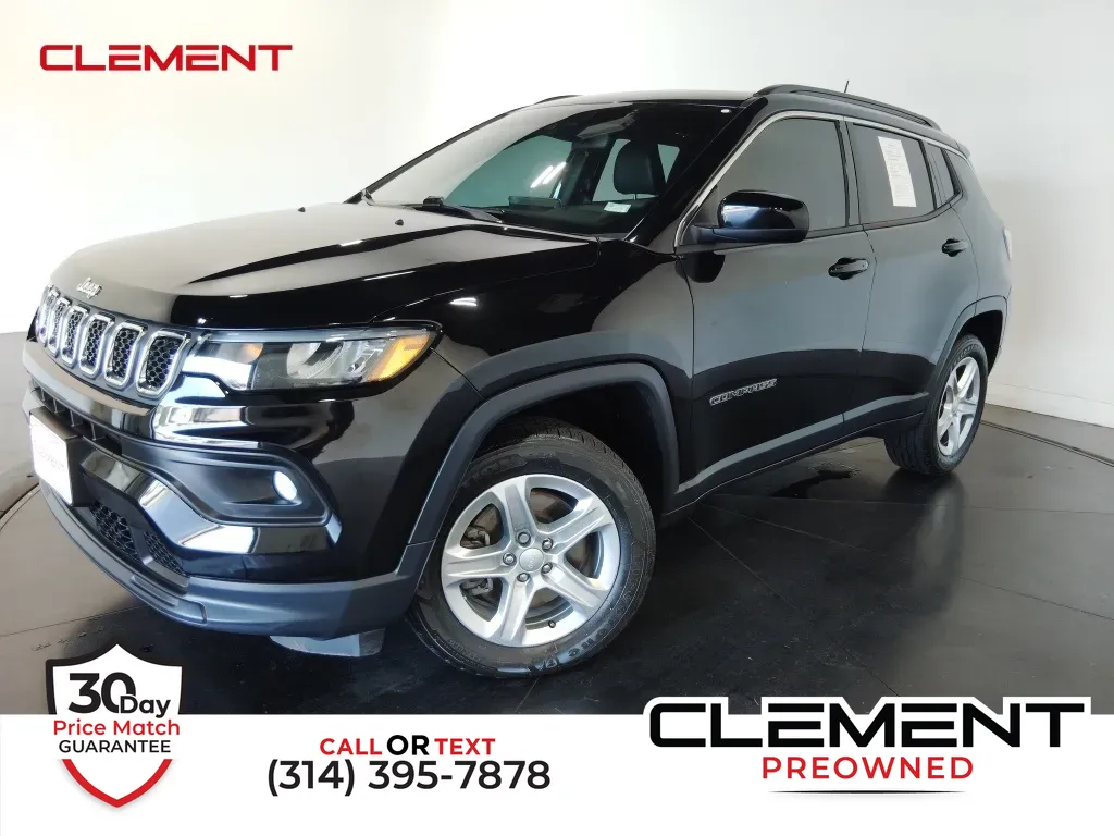 Black 2023 Jeep Compass Latitude for sale in St. Charles, MO