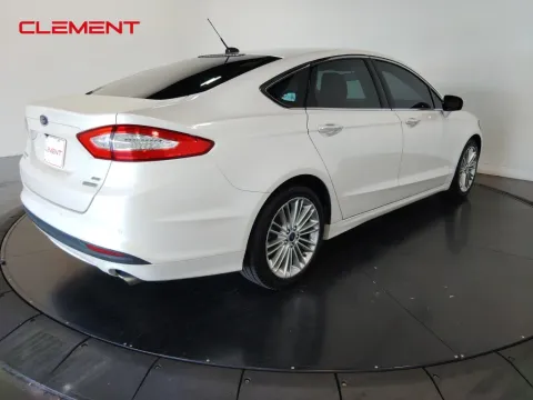 More photos of 2016 Ford Fusion SE at Clement Supercenter, MO