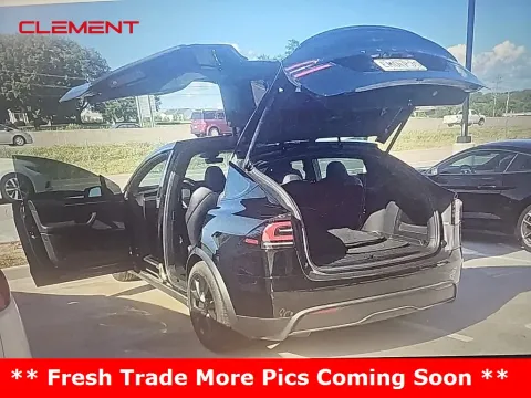 More photos of 2023 Tesla Model X Standard Range at Clement Supercenter, MO