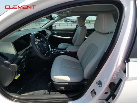 Another view of 2023 Hyundai Sonata SEL for sale in St. Charles, MO at Clement Supercenter