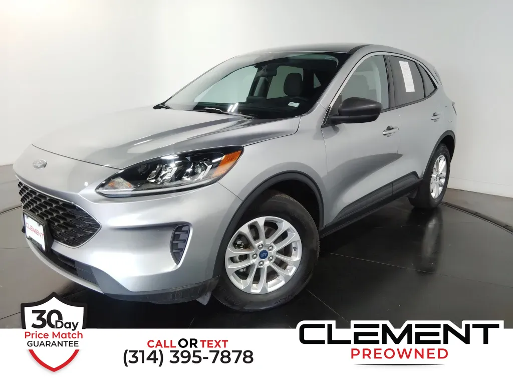 Silver 2022 Ford Escape SE for sale in St. Charles, MO