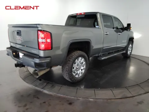 More photos of 2018 GMC Sierra 2500HD Denali at Clement Supercenter, MO