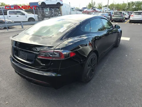 More photos of 2022 Tesla Model S Plaid at Clement Supercenter, MO