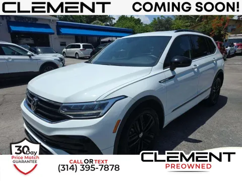 White 2022 Volkswagen Tiguan 2.0T SE R-Line Black for sale in St. Charles, MO