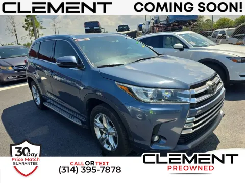 Blue 2019 Toyota Highlander Limited for sale in St. Charles, MO