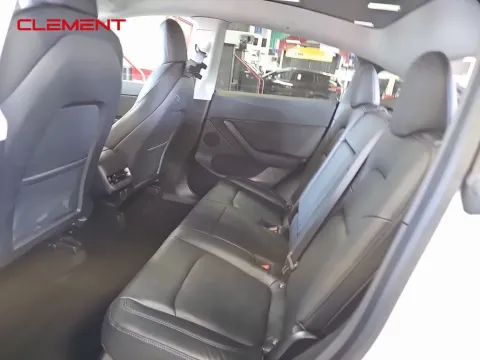 More photos of 2020 Tesla Model Y Long Range at Clement Supercenter, MO