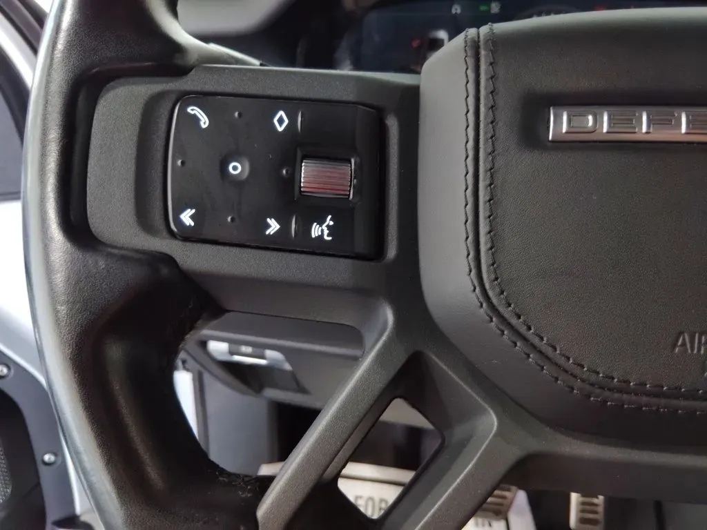 2022 Land Rover Defender X - Photo 13