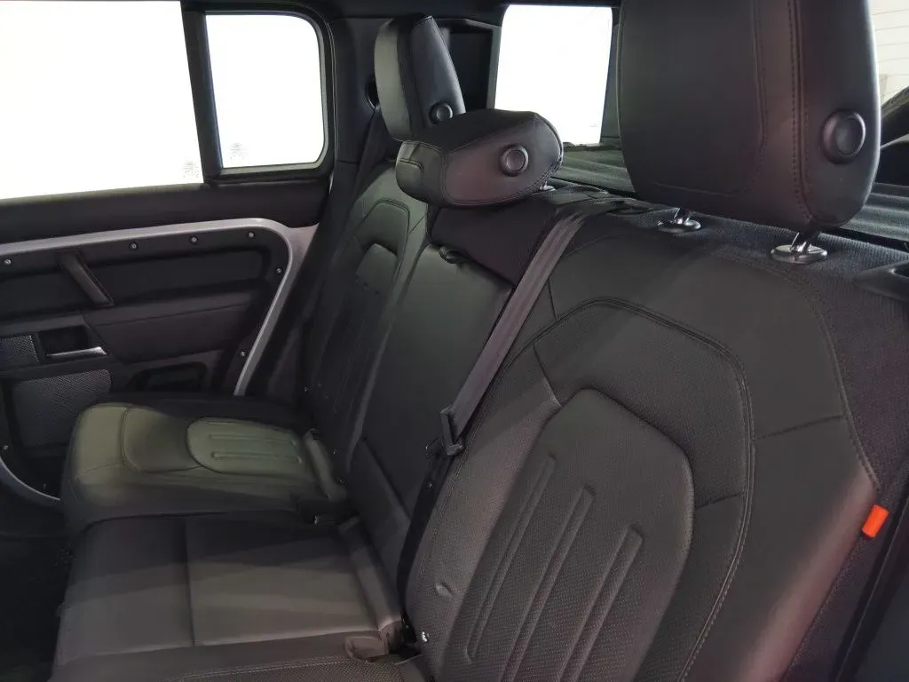 2022 Land Rover Defender X - Photo 39