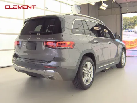 More photos of 2022 Mercedes-Benz GLB 250 at Clement Supercenter, MO