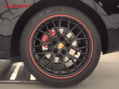 More photos of 2020 Porsche Macan GTS at Clement Supercenter, MO