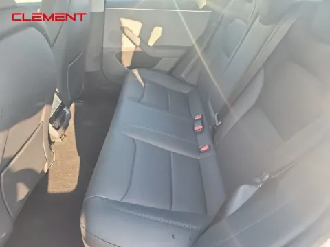 More photos of 2025 Tesla Model 3 Performance at Clement Supercenter, MO