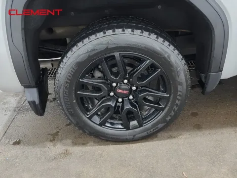 More photos of 2022 GMC Sierra 1500 Elevation at Clement Supercenter, MO