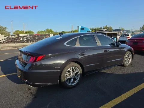 More photos of 2023 Hyundai Sonata SEL at Clement Supercenter, MO