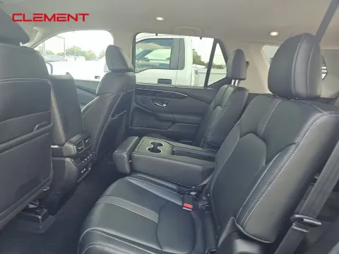 More photos of 2023 Honda Pilot EX-L at Clement Supercenter, MO