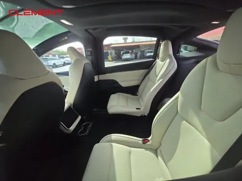 More photos of 2022 Tesla Model X Plaid at Clement Supercenter, MO