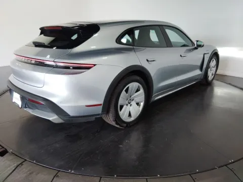More photos of 2022 Porsche Taycan Cross Turismo 4 at Clement Supercenter, MO