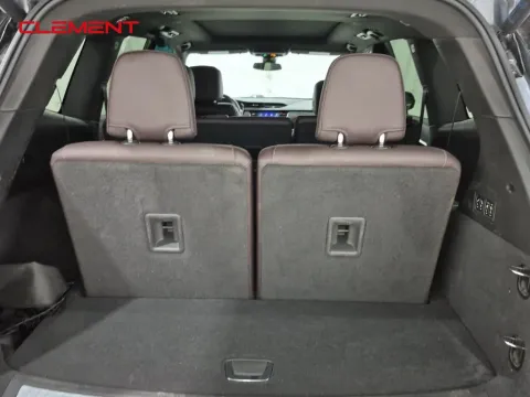 More photos of 2022 Cadillac XT6 Premium Luxury at Clement Supercenter, MO