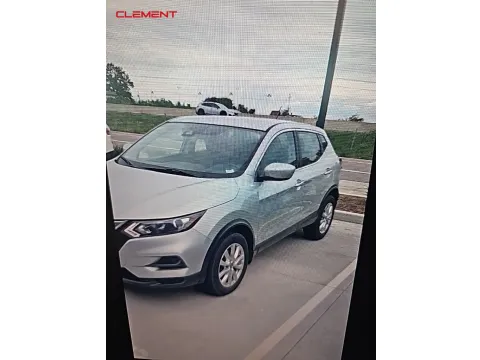 More photos of 2020 Nissan Rogue Sport S at Clement Supercenter, MO