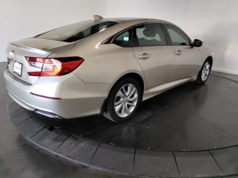 More photos of 2019 Honda Accord LX at Clement Supercenter, MO