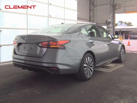 More photos of 2024 Nissan Altima 2.5 SV at Clement Supercenter, MO