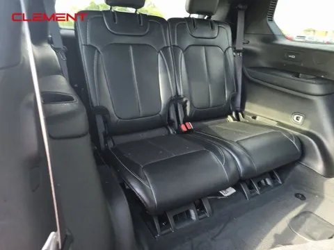 More photos of 2024 Jeep Grand Cherokee L Limited at Clement Supercenter, MO