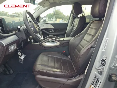 More photos of 2020 Mercedes-Benz GLE 350 at Clement Supercenter, MO