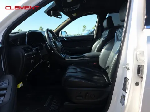 Another view of 2022 Hyundai Palisade Calligraphy for sale in St. Charles, MO at Clement Supercenter
