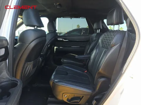 More photos of 2022 Hyundai Palisade Calligraphy at Clement Supercenter, MO